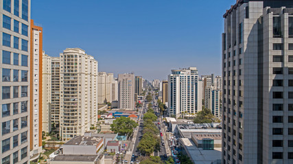 Fototapeta na wymiar Drone view from Ibirapuera Avenue - Sao Paulo - Brazil