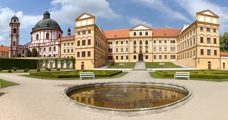 Naklejka premium Jaromerice nad Rokytnou baroque and renaissance castle