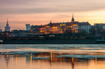 Fototapeta na wymiar Warsaw, Poland. Views of capital of Poland et evening over Vistula river prom Praga side of the river.