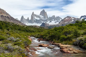 Foto auf Acrylglas Fitz Roy View of the Fitz Roy mountain range from a river in Los Glaciares National Park, Patagonia, El Chaltén, Argentina