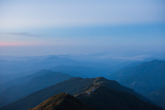 Mardi Himal Trek: Sunrise in the himalayas as seen from the first view point on the way to Mardi Base Camp.