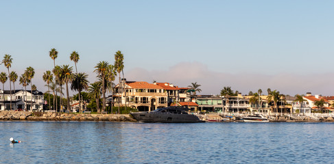 Fototapeta premium Estates On The Bay (2)