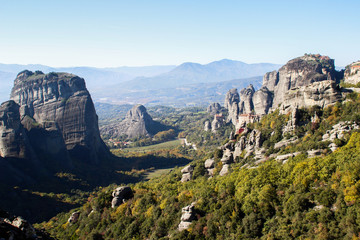 Fototapeta na wymiar The rocky temple Christian Orthodox complex of Meteora is one of the main attractions of the north of Greece and one of the oldest temples of the country, located high on the rocks.