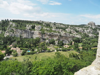 Fototapeta na wymiar Les Baux-de-Provence – südfranzösischer Ort in der Region Provence-Alpes-Côte d’Azur 
