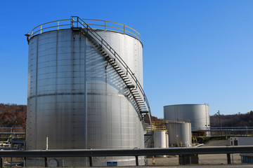 Metallic Round Chemical Storage Tanks