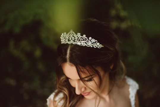 Tiara detail