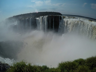 Iguaçu falls (Devil's Throat details)