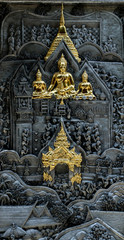 Obraz premium The silver pattern carve design on the wall temple at Chiang Mai Thailand. 