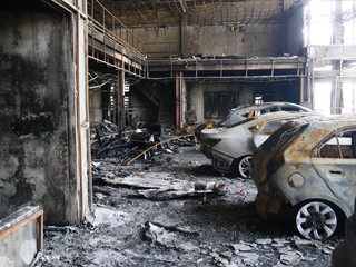 fired car showroom all it damage