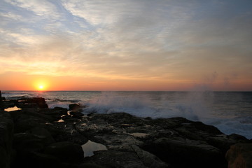 Obraz premium Sunrise over the ocean