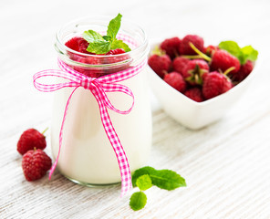 Yogurt with fresh berries