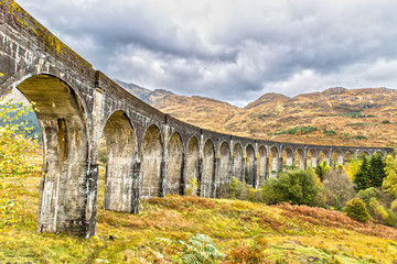 Fototapeta premium Glenfinnan Viaduct in Autumn