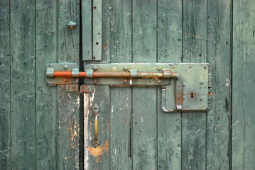 Riegel an Holztür