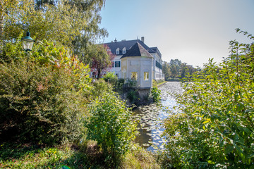 Das Schloss Laudon, auch Schloss Hadersdorf genannt, ist ein barockes Wasserschloss in Hadersdorf,...