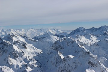 Sommets enneigés