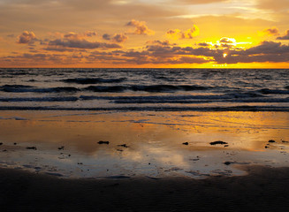 Sonnenuntergang am Strand  in Sankt Peter-Ording