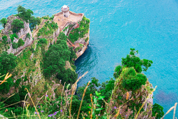 El Faro del Caballo, en Santoña, norte de españa