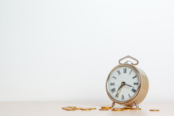 Time is money, table clock with coins