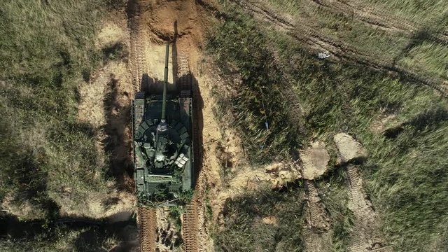 video from the drone: Russian tank T-72 B3 on the exercises shoots