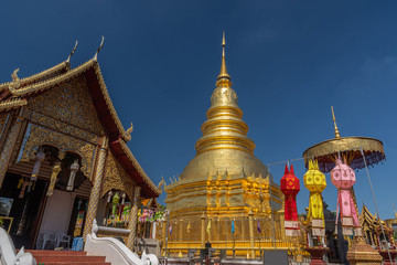 Fototapeta premium beautiful view of Wat Phrathat Hariphunchai, Lampoon, Thailand