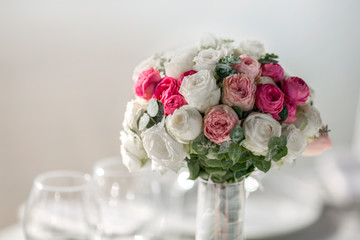 Wedding bouquet of roses on the dinner table close-up, DAVID AUSTIN.