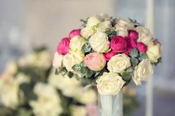 Wedding bouquet of roses on the dinner table close-up, DAVID AUSTIN.
