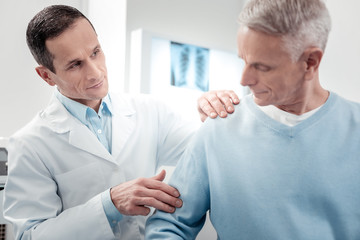 Obraz premium Close up of serious brunette that being at workplace