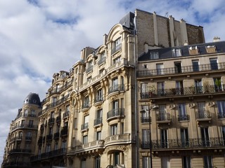 Fototapeta na wymiar Architecture Haussmannienne, Paris, France