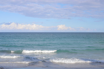Fototapeta na wymiar beach and sea, waves, carribbean, paradise