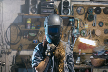 woman with welding mask - obrazy, fototapety, plakaty
