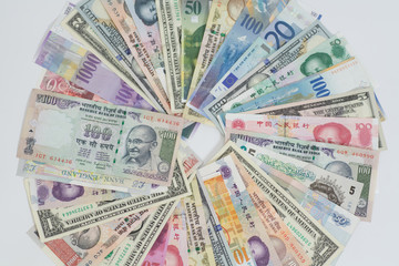 International currencies banknotes