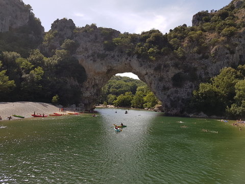 Le Pont d'Arc en Ard&egrave;che
