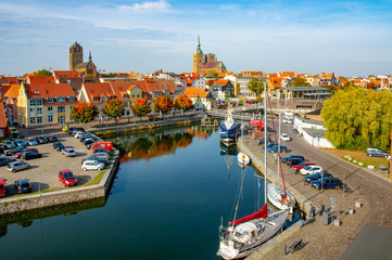 Stralsund Hafen und Altstadt - obrazy, fototapety, plakaty