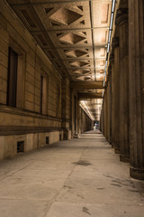 Fototapeta premium Nacht beim neuen Museum in Berlin.