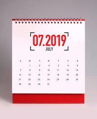Simple desk calendar 2019 - July