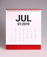 Simple desk calendar 2019 - July
