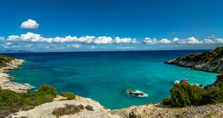 Fototapeta na wymiar view of island in the sea