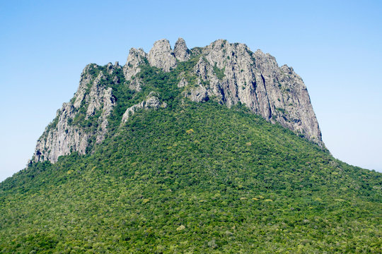 รูปภาพMacizo เลือกดูภาพถ่ายสต็อก เวกเตอร์ และวิดีโอ1,948 Adobe Stock