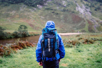 Solo hiker walking in Glen Etive, Scotland © Rawpixel.com