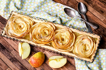 tarte aux pommes forme de fleurs