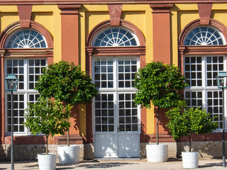 Fototapeta na wymiar Fassade der Orangerei des Schlosses Weilburg