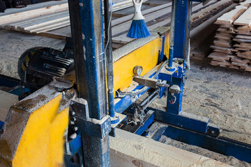 Machine Electronic Table Saw, Sharp Cut Metal Steel Silver in Carpentry Wood Work.