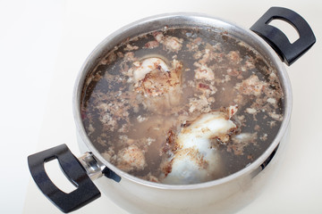 Boilled bone broth for Bouillon
