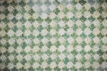 Carreaux mosaïque aux motifs floraux