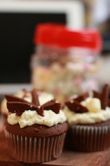 cupcakes with frosting