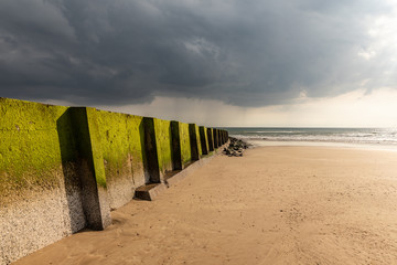 Obraz premium Digue du Havre de la Gachère à Olonne-sur-Mer (Vendée, France)