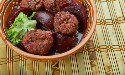 Beet Stew with Lamb Meatballs
