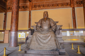 Beijing/China - 27 February 2017: Statue of Yongle Emperor in Ling En Hall of Changling tomb in Ming Dynasty Tombs,Shishanling Beijing China - obrazy, fototapety, plakaty