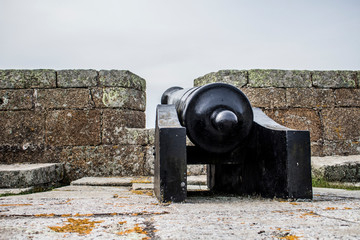 ca&ntilde;on de guerra 