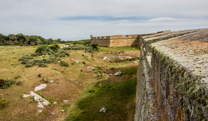 muralla antigua arido